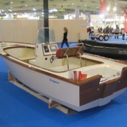 Presentación del Lagos 5.5 en el Salón Nautico de Barcelona