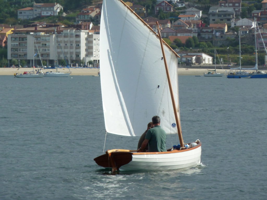 Santa Marta 13 sailing in Bayona