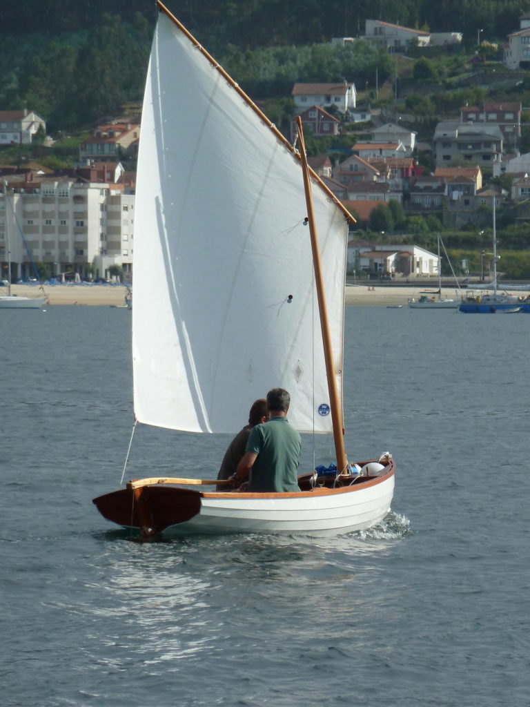 Santa Marta 13 sailing in Bayona