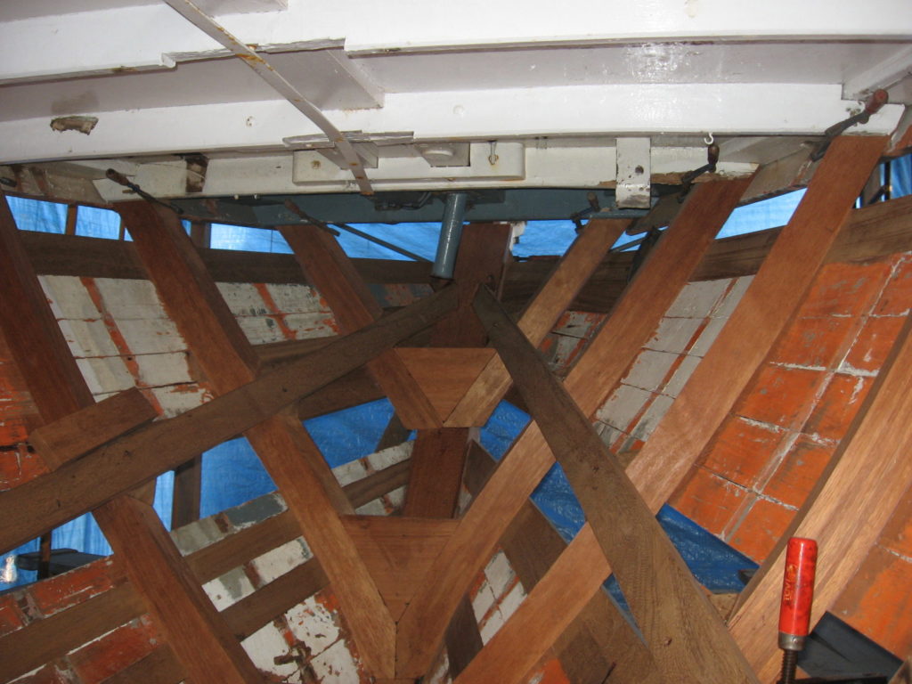 Restoration of a wooden boat